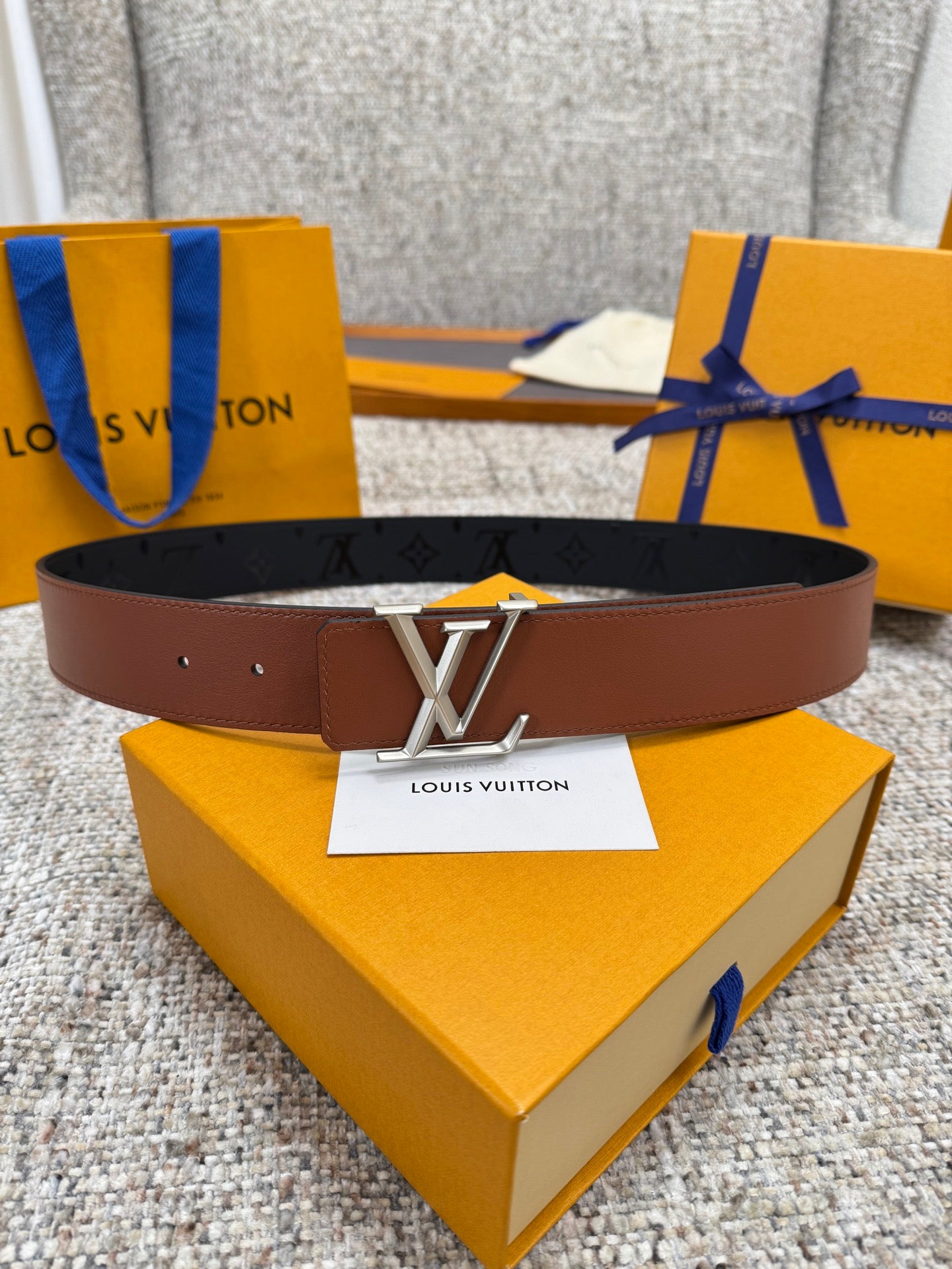 Lv belt