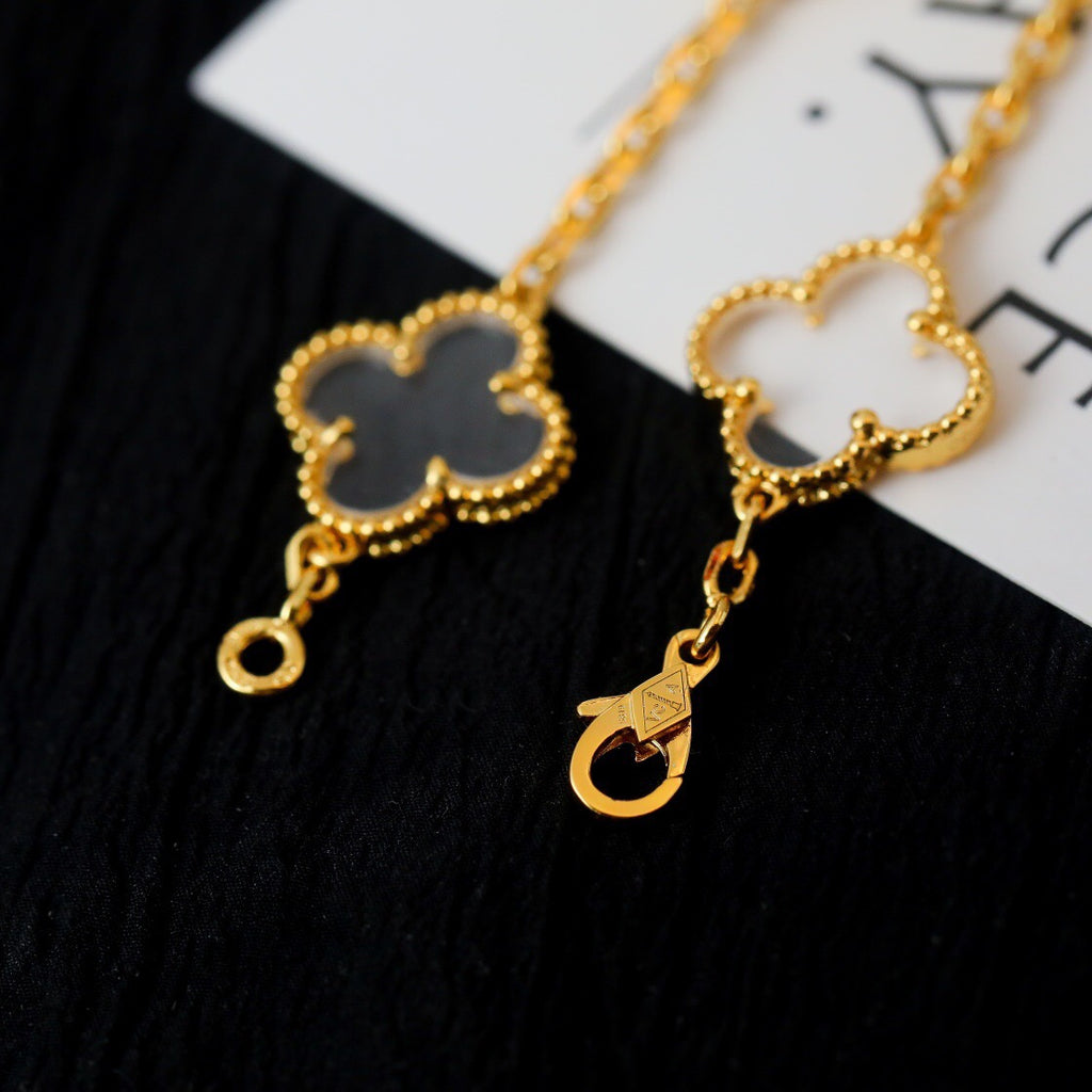 Vca bracelet