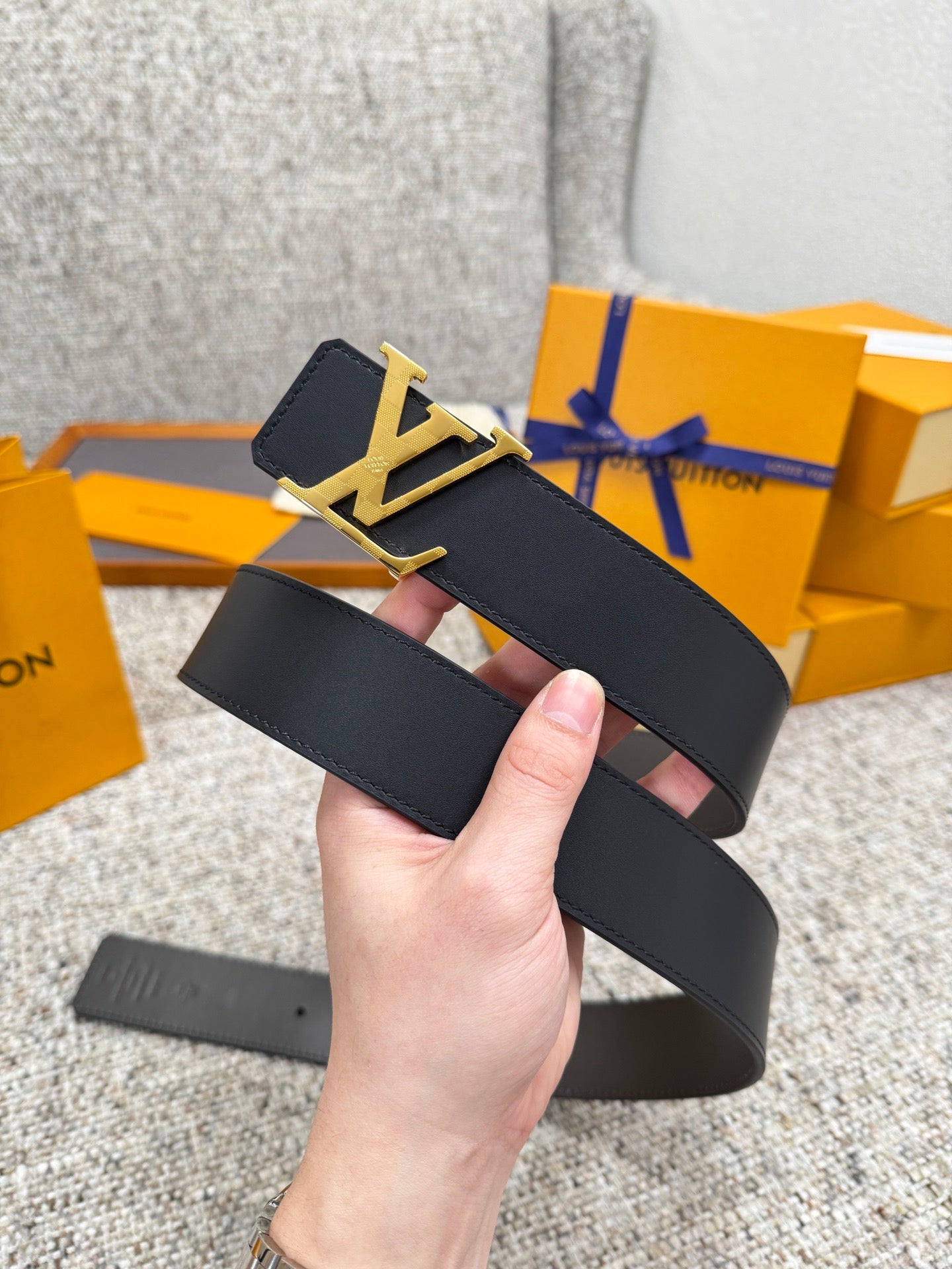 Lv belt