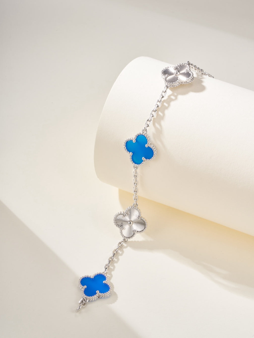 Vca bracelet