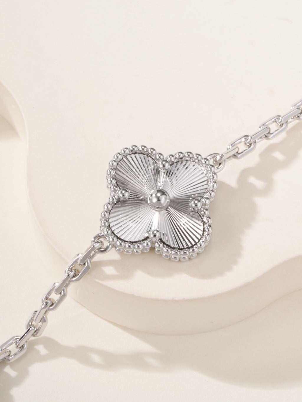 Vca bracelet
