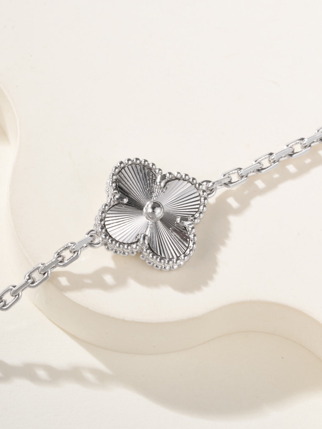 Vca bracelet