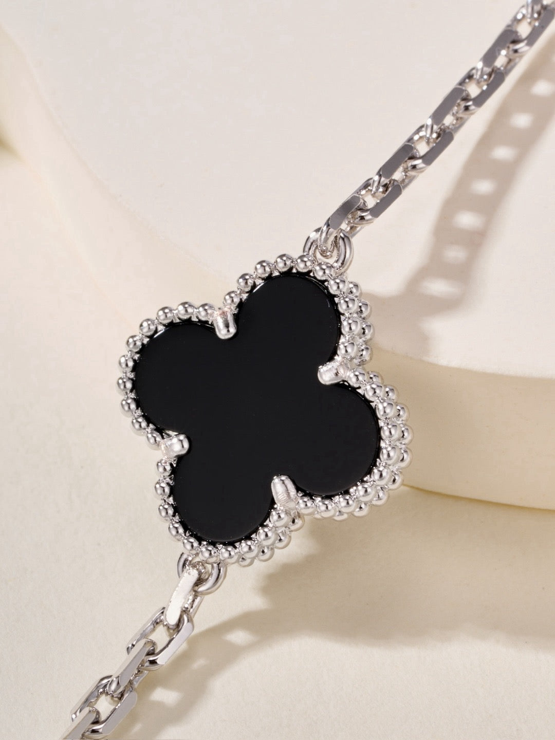Vca bracelet