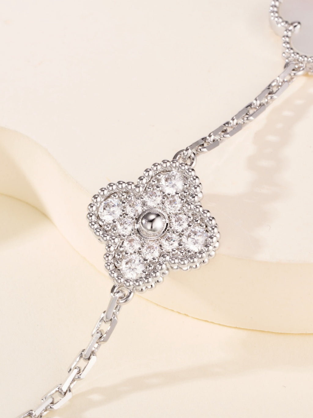Vca bracelet