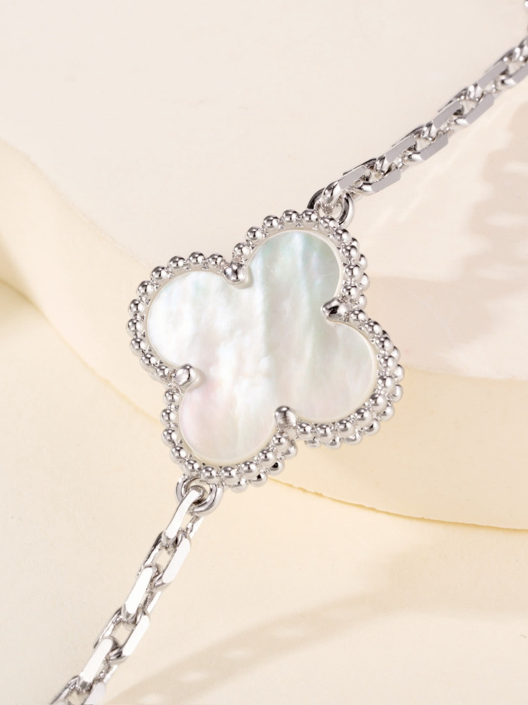 Vca bracelet