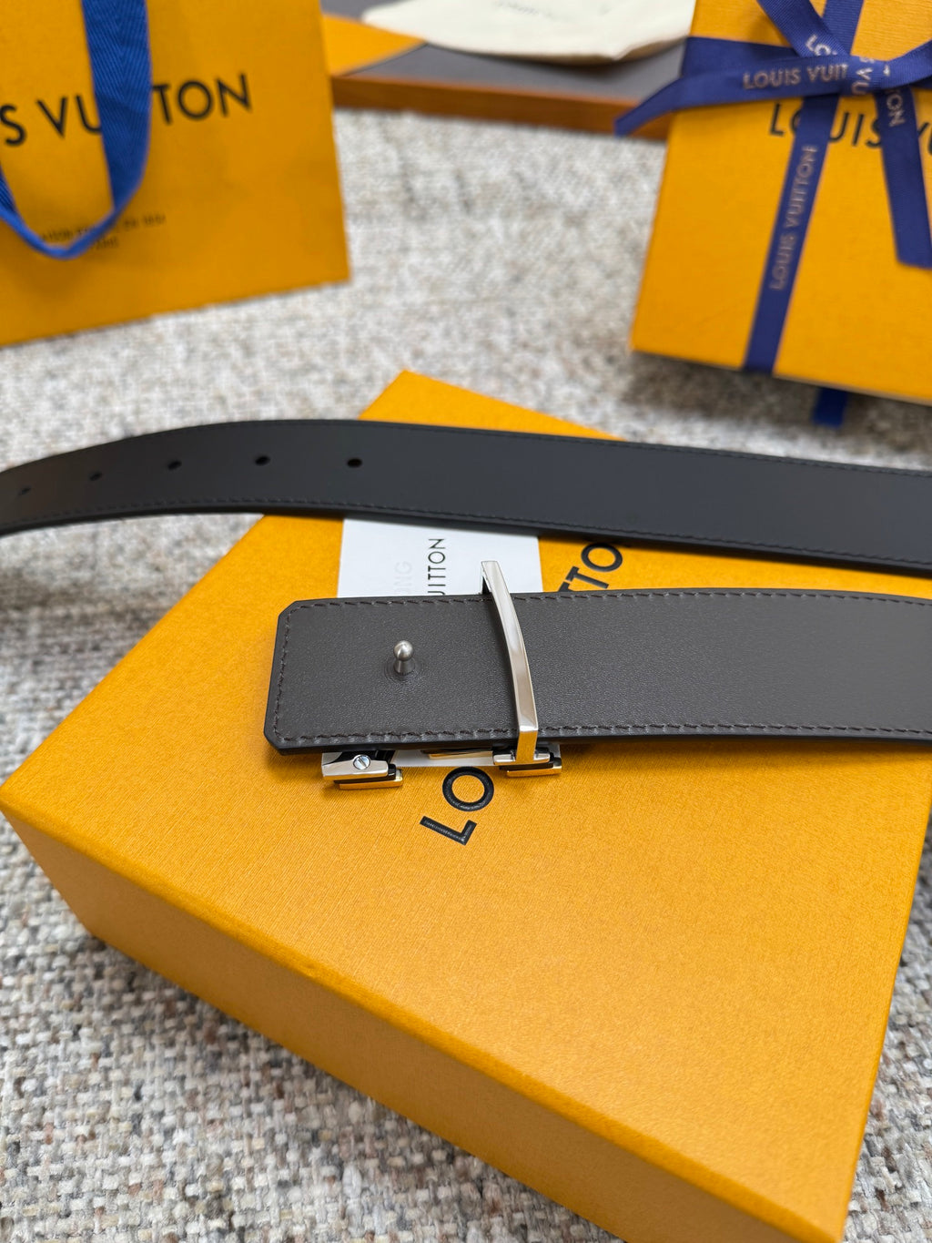 Lv belt