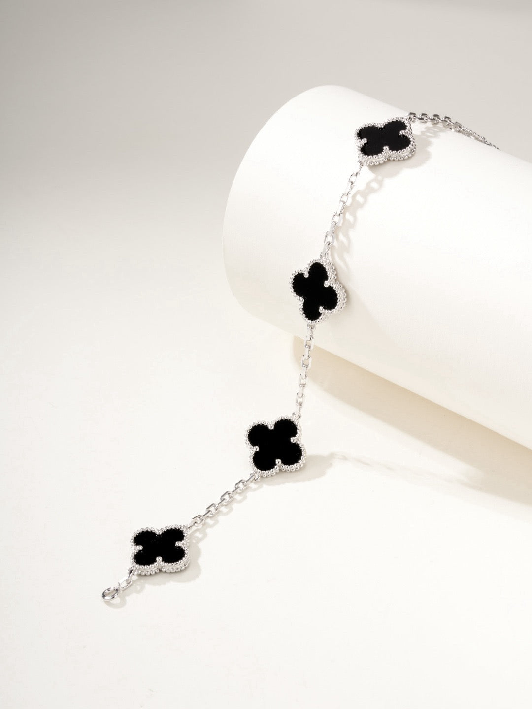 Vca bracelet