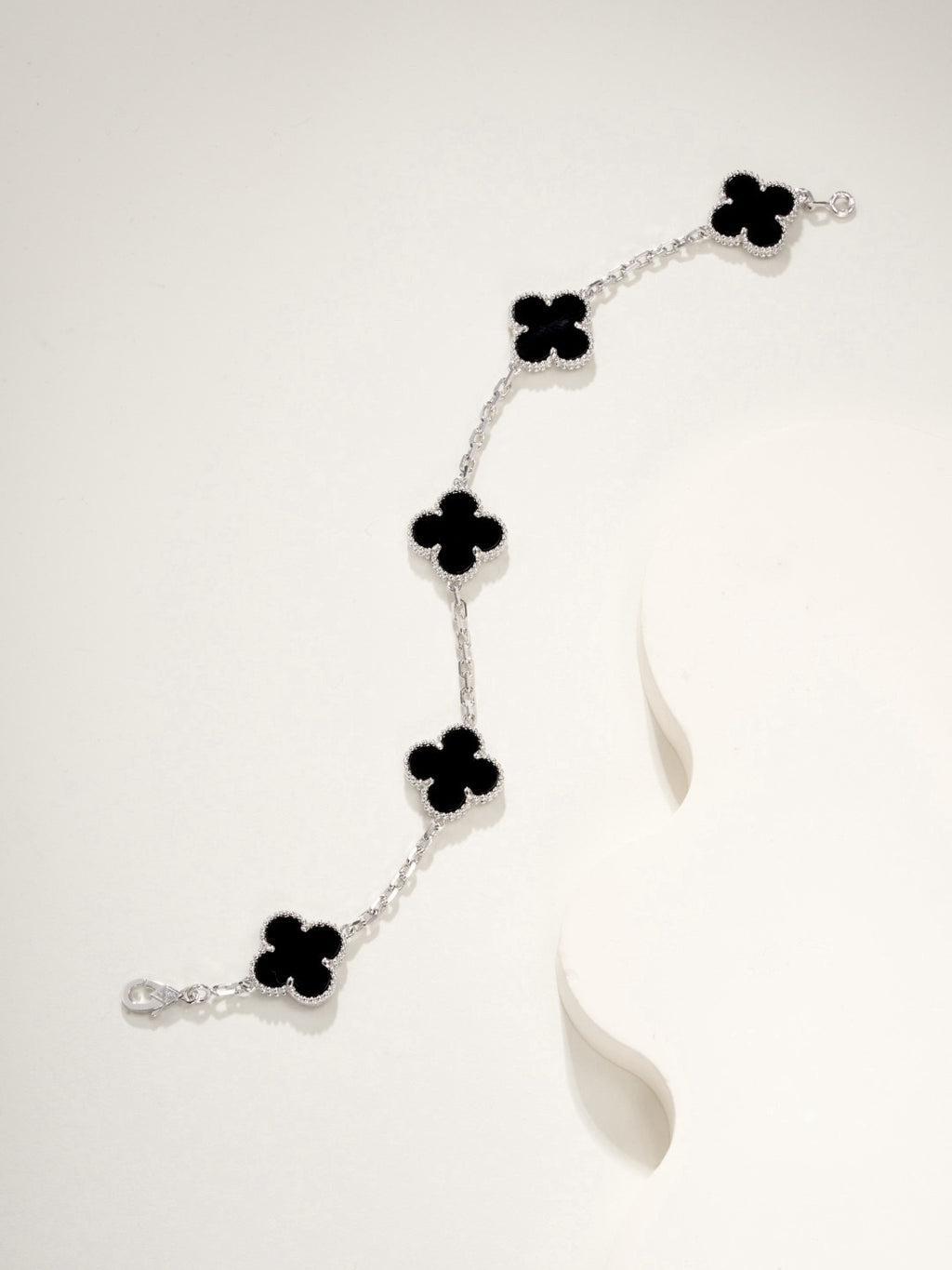 Vca bracelet