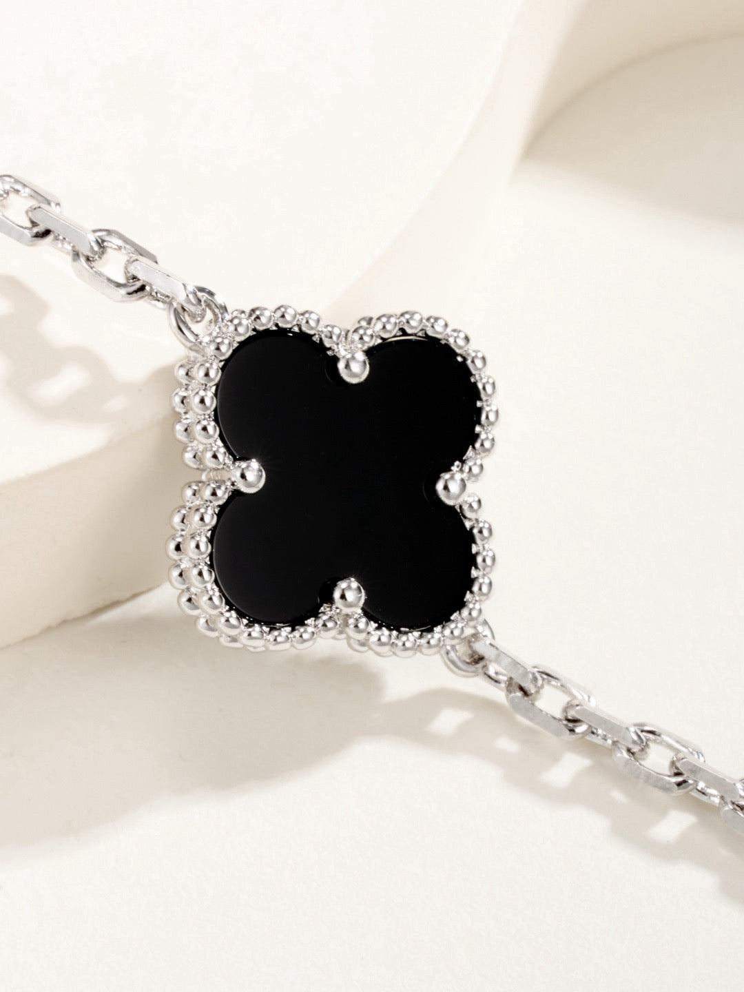 Vca bracelet