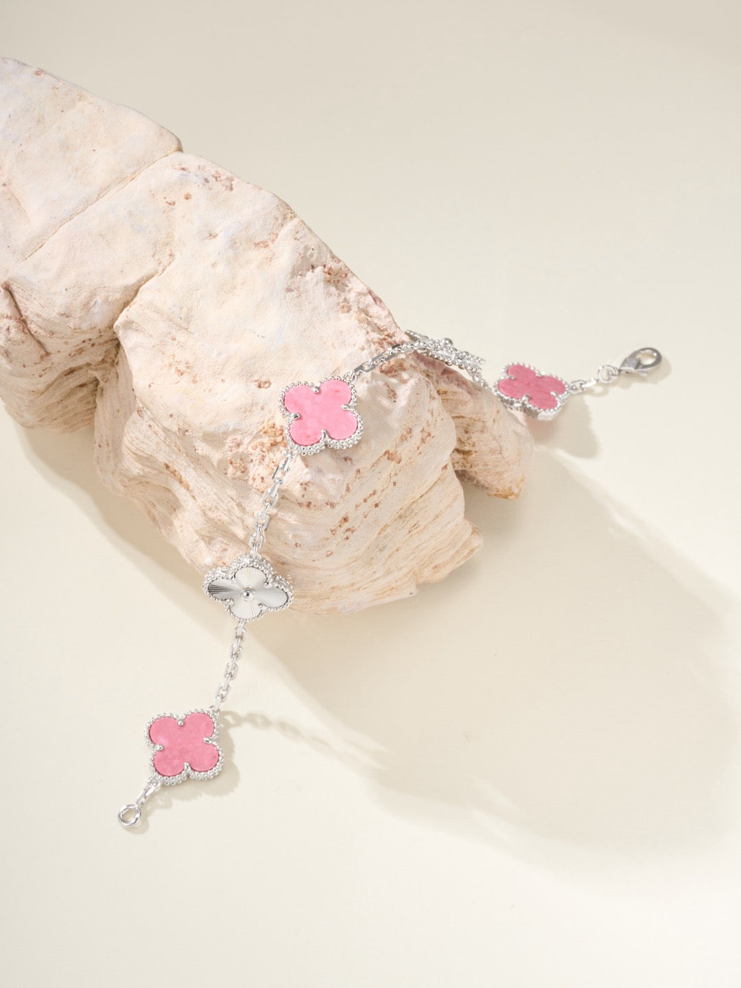 Vca bracelet