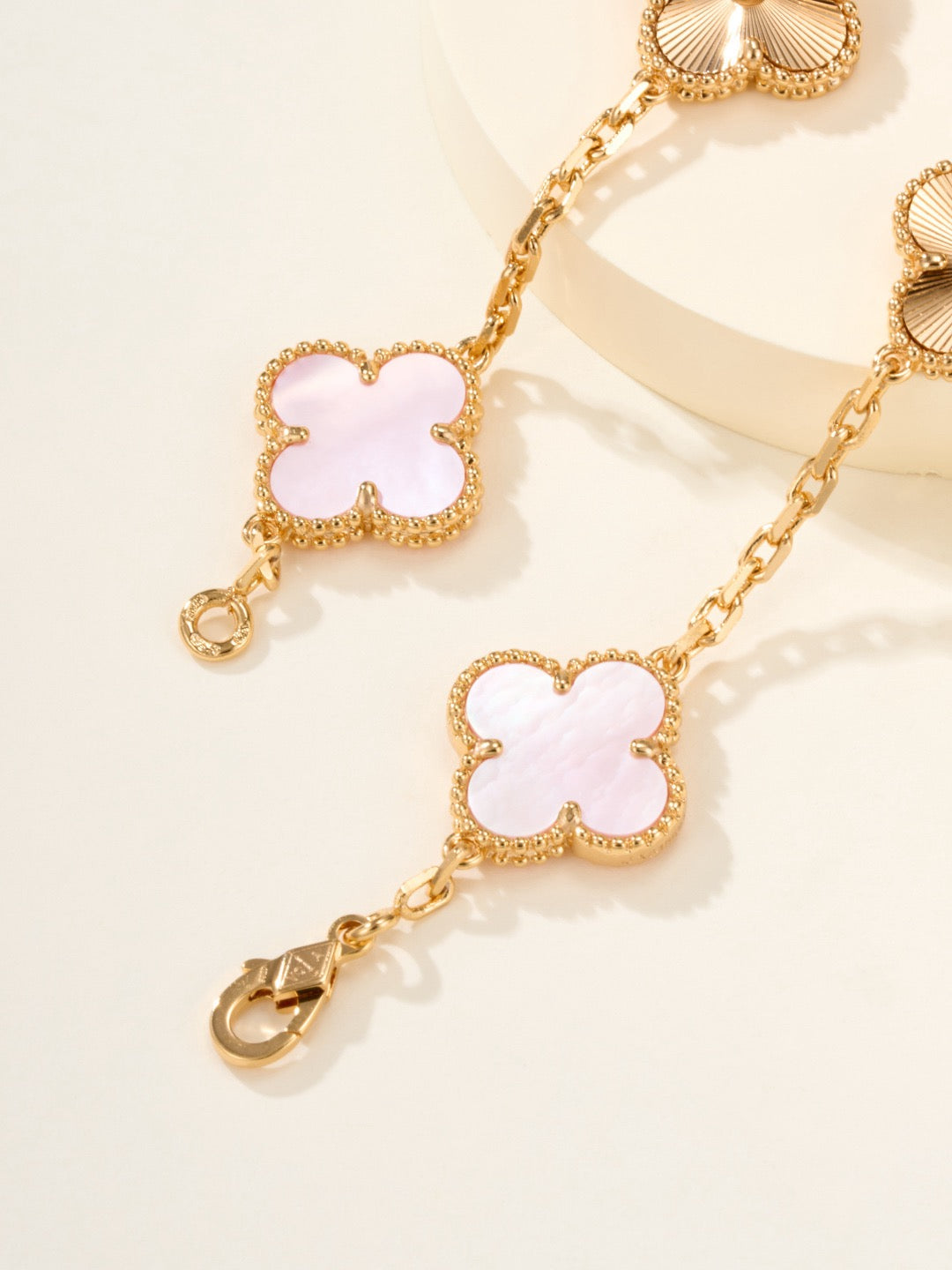 Vca bracelet
