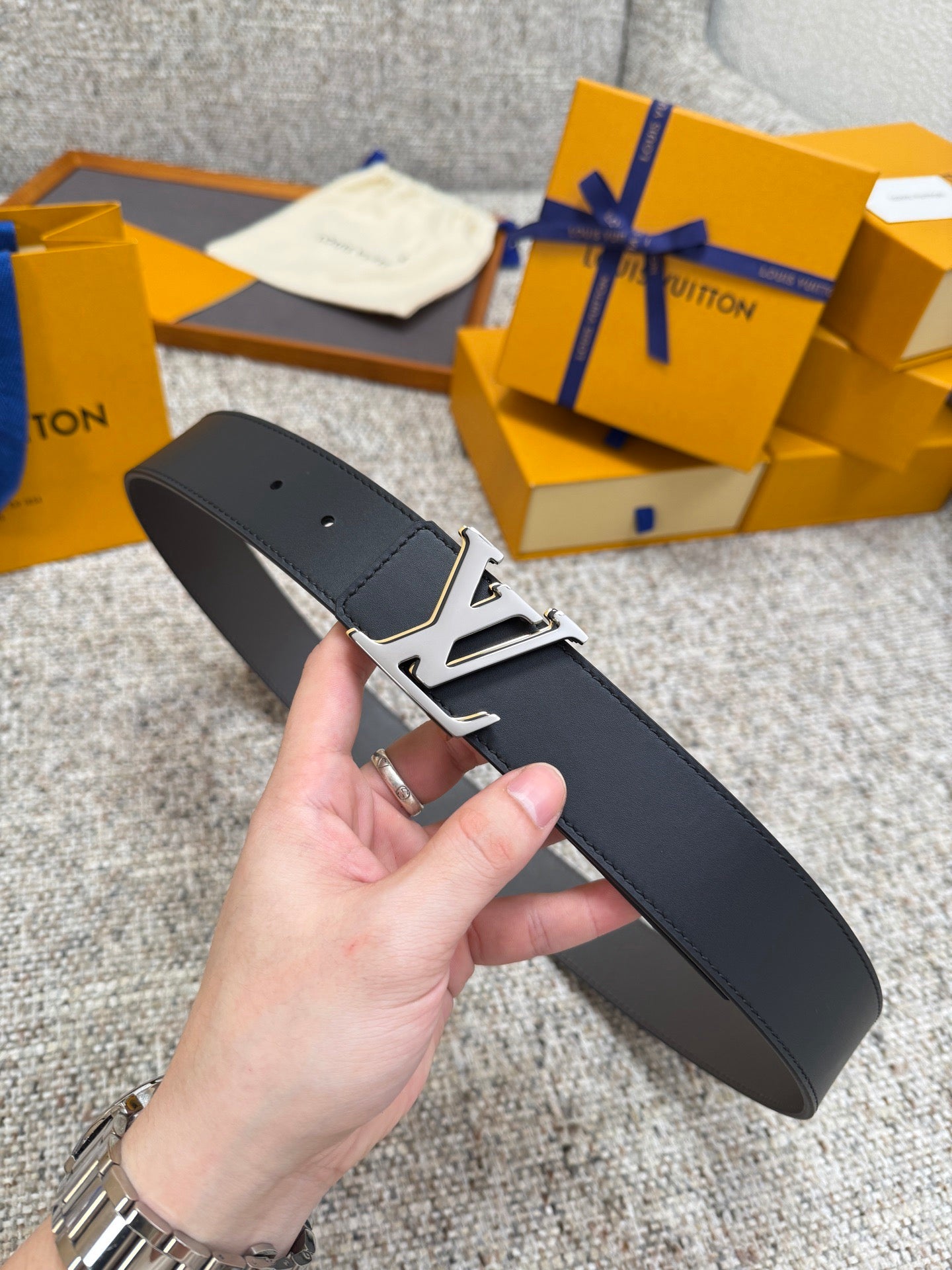 Lv belt
