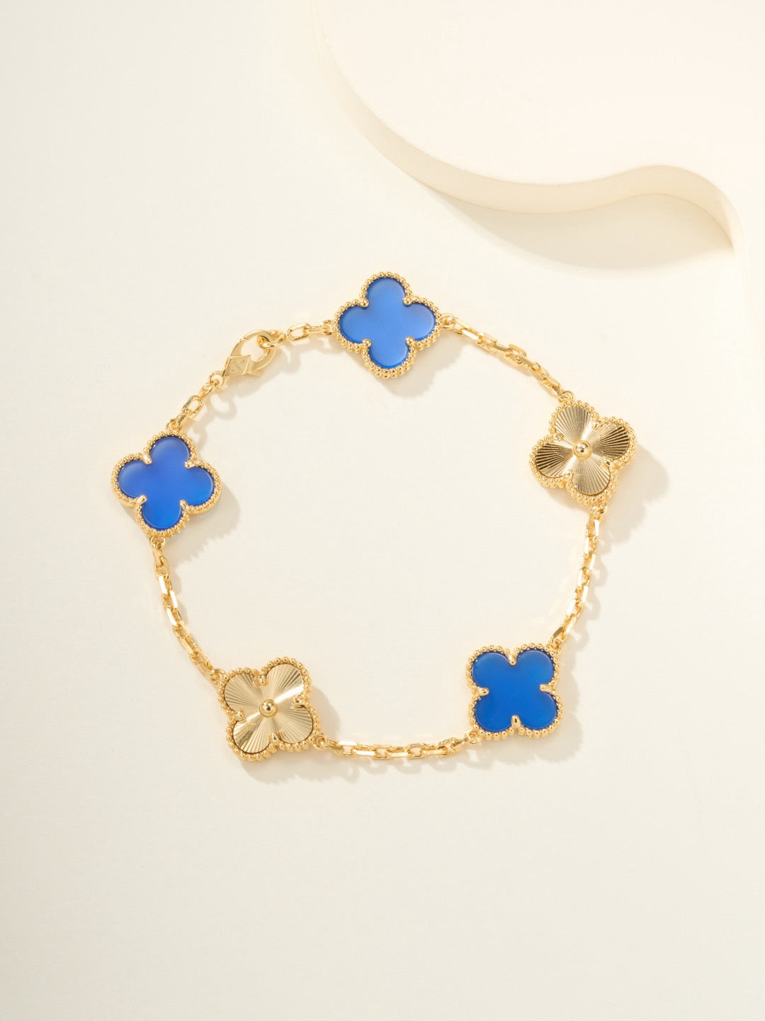 Vca bracelet