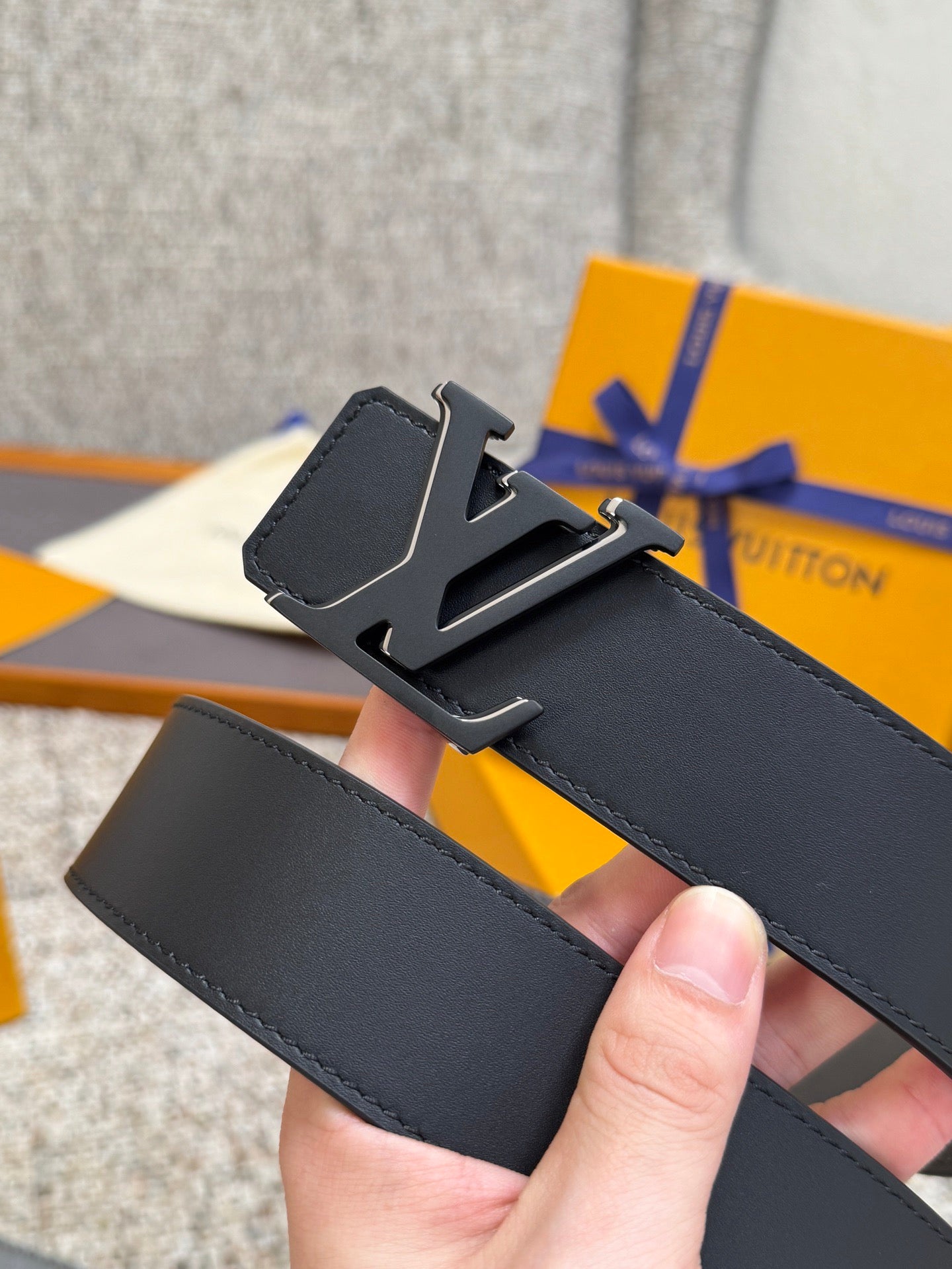 Lv belt