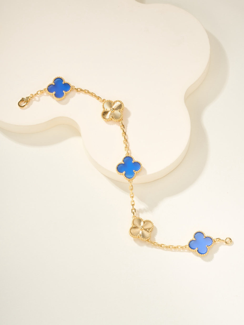 Vca bracelet
