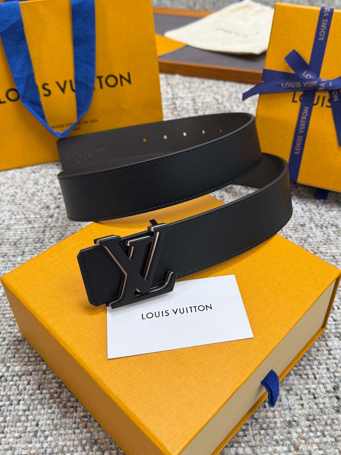 Lv belt