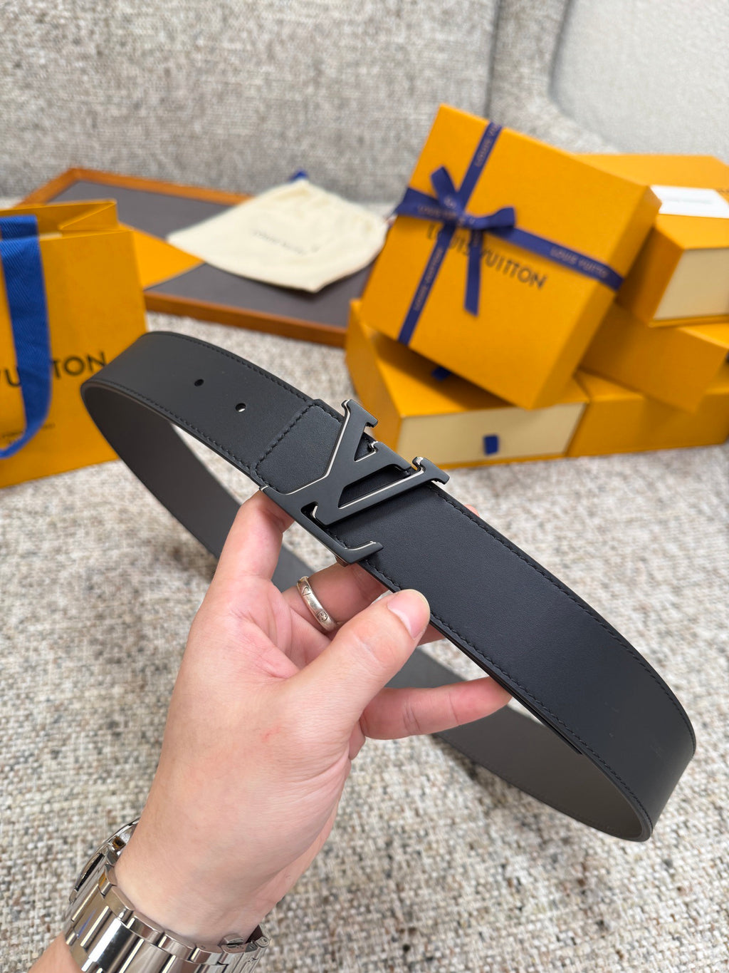 Lv belt