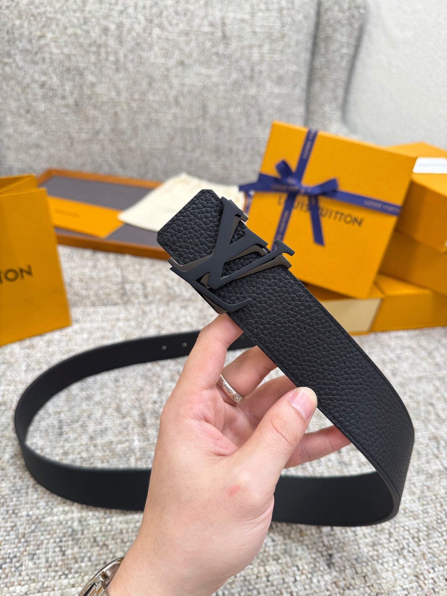 Lv belt