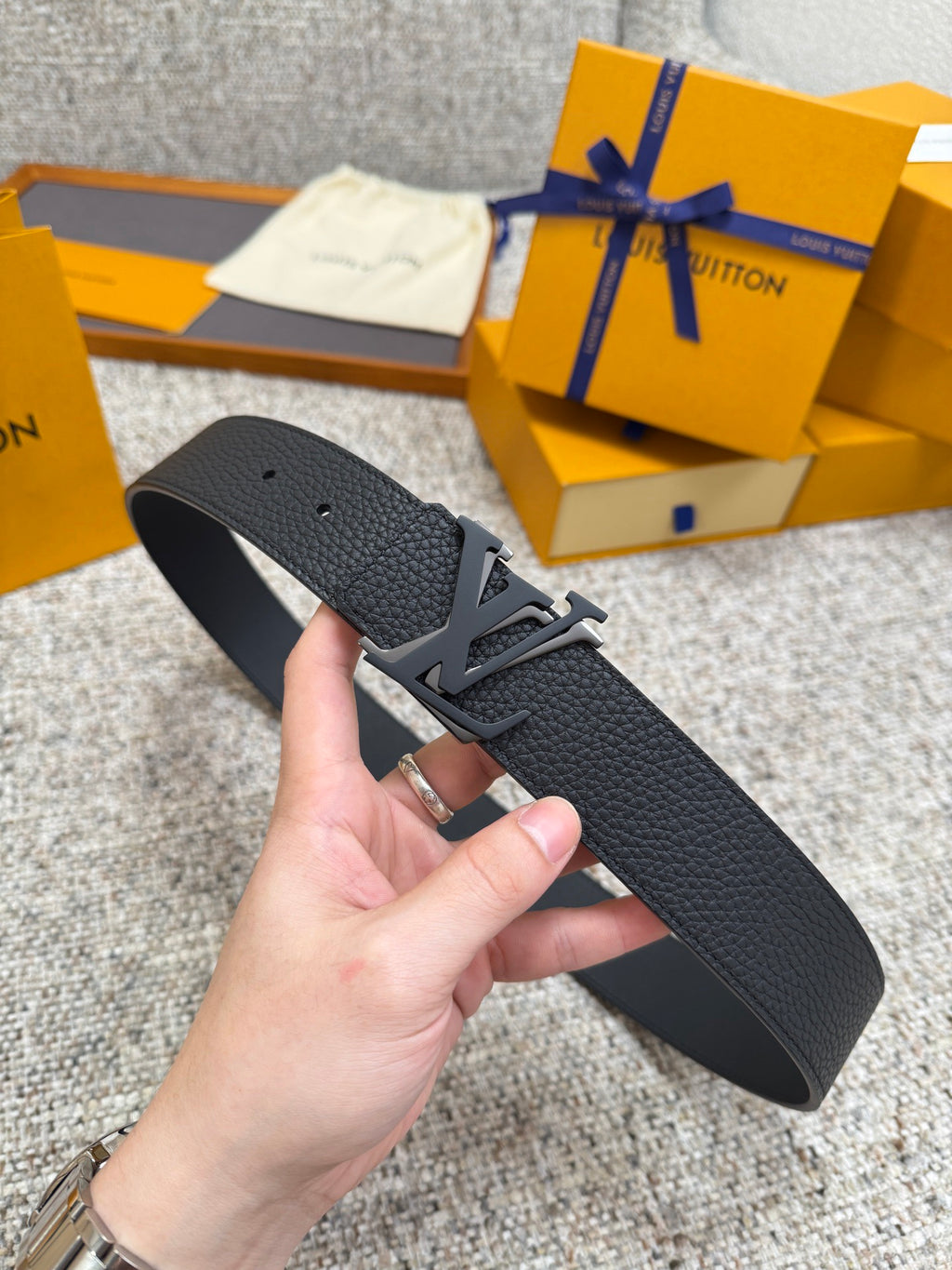 Lv belt