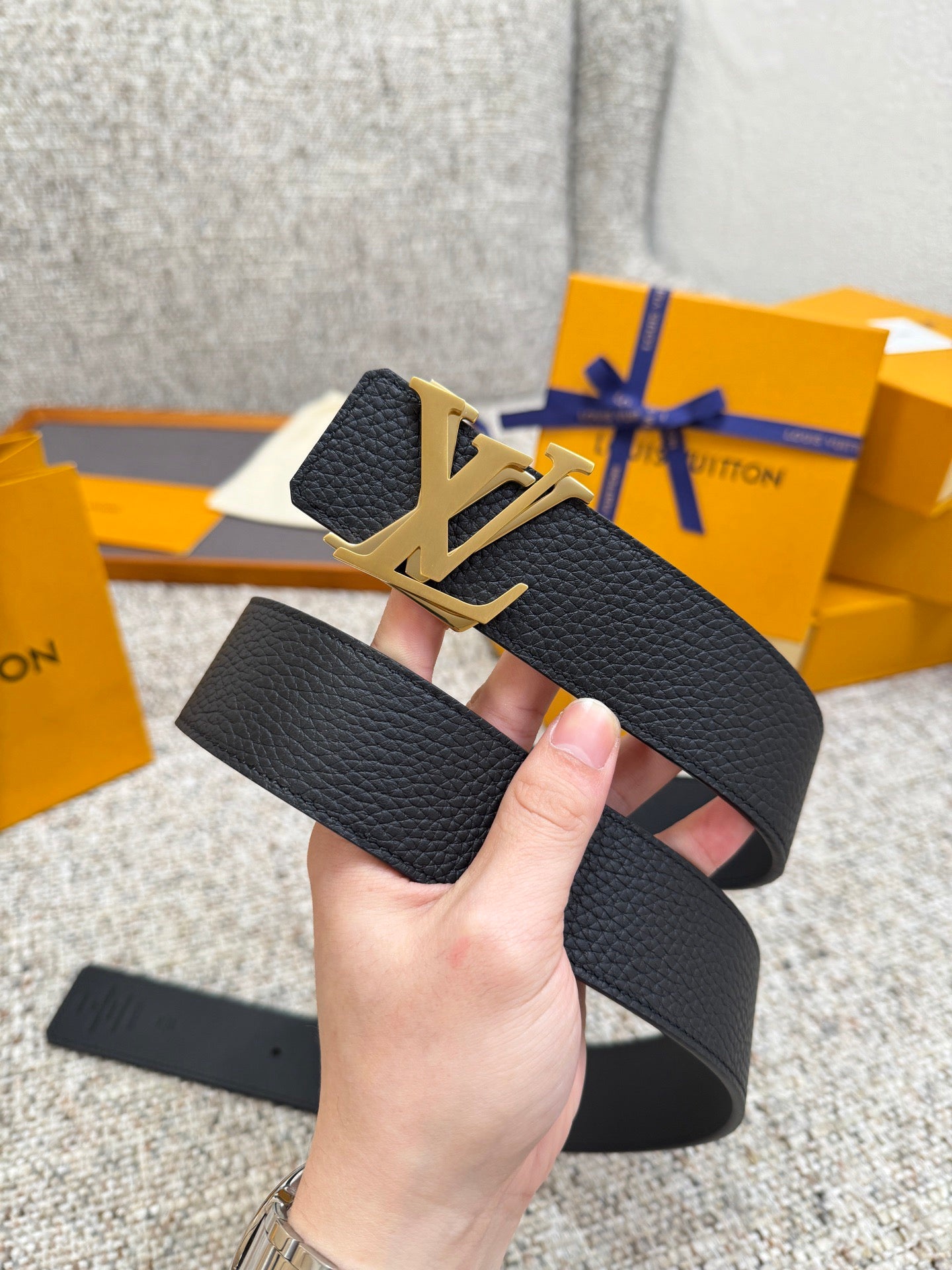 Lv belt