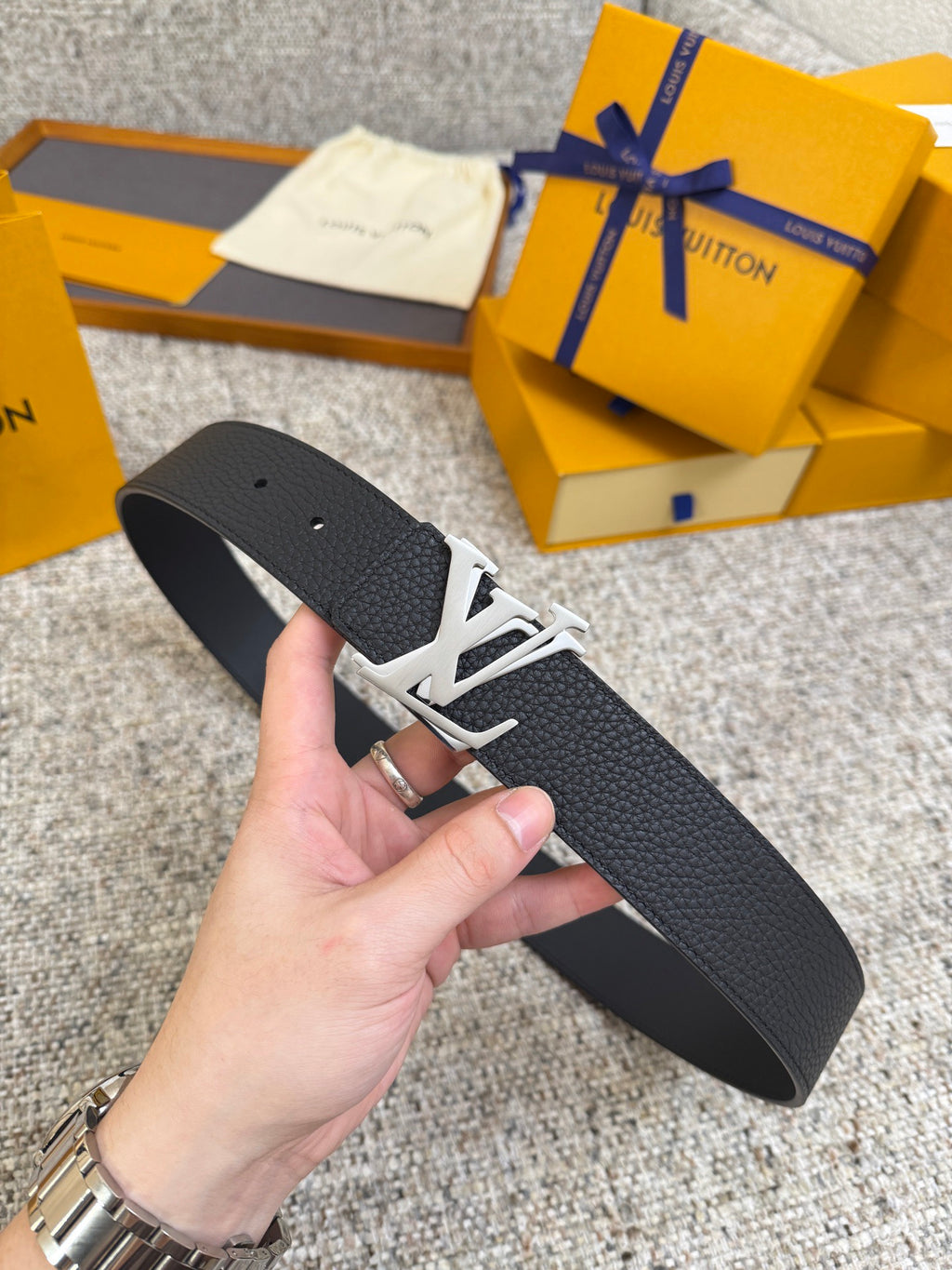 Lv belt