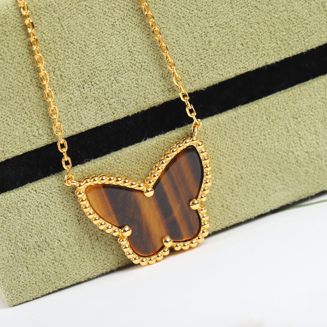 Vca necklace