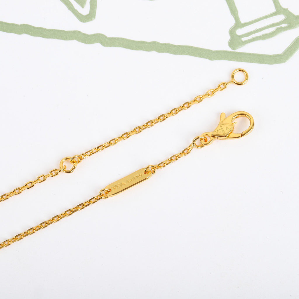 Vca necklace