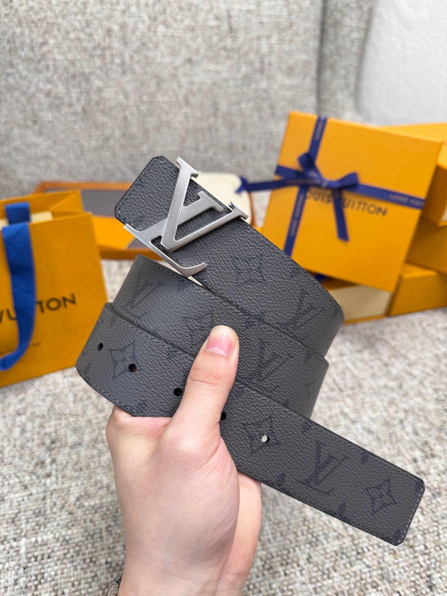 Lv belt