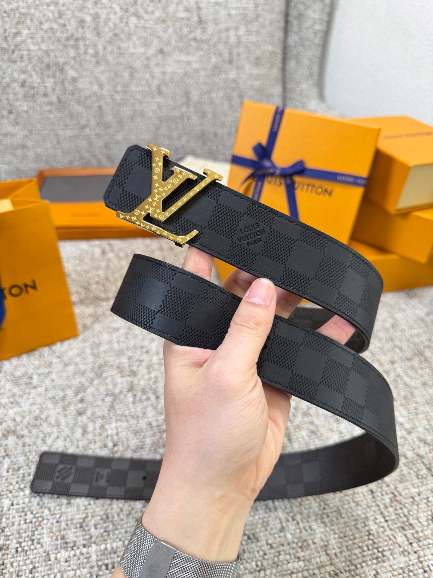 Lv belt