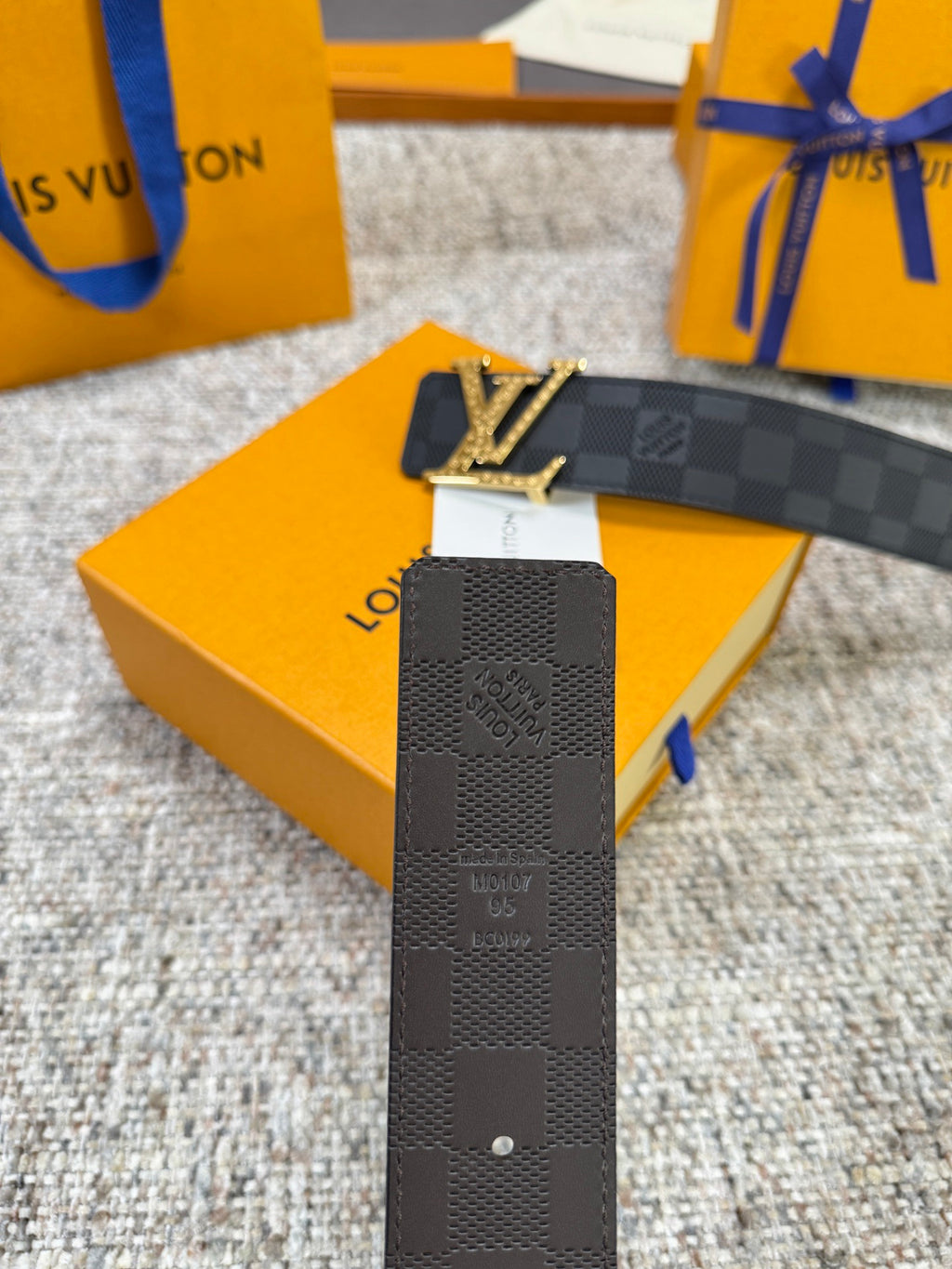 Lv belt
