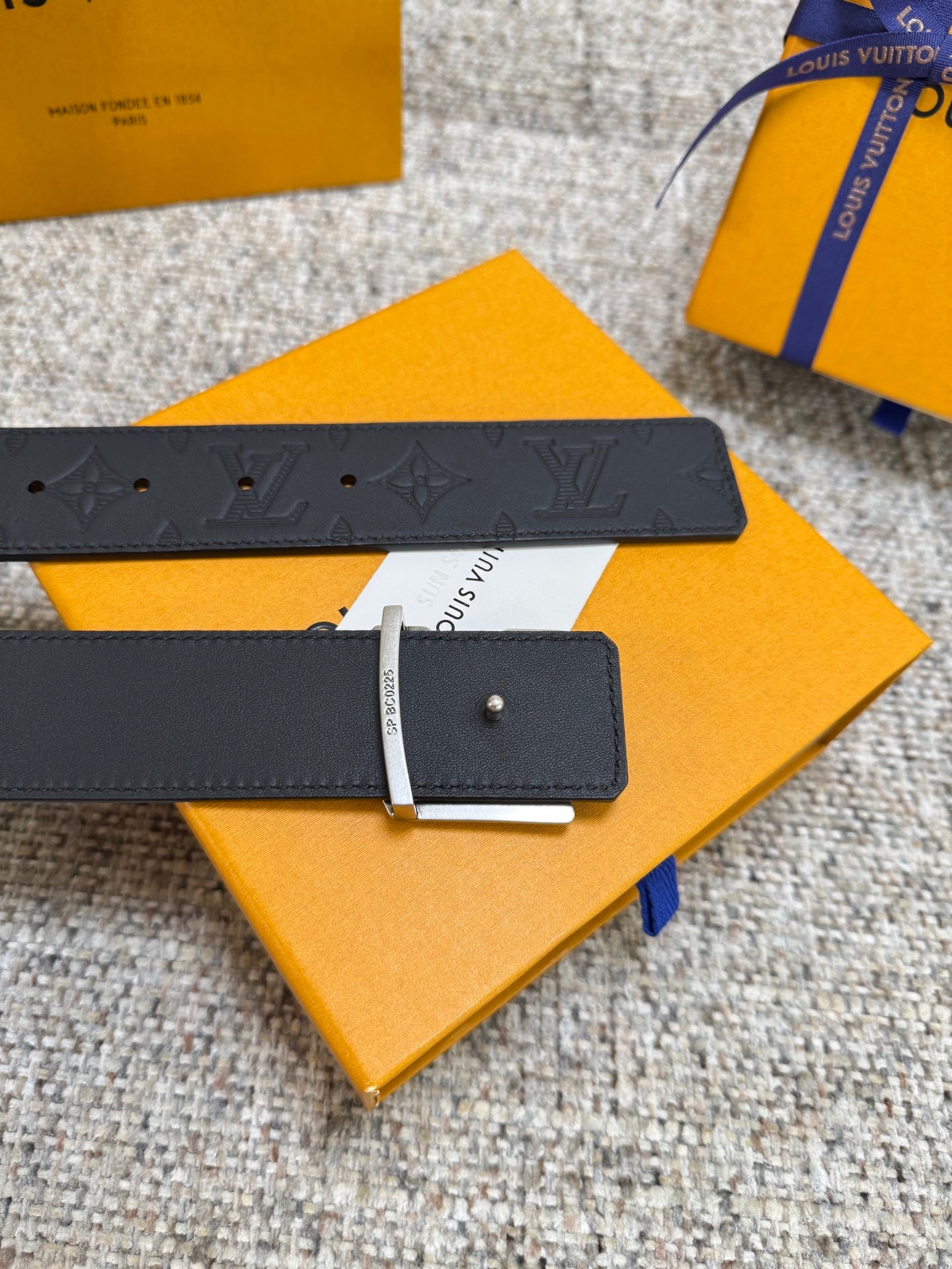 Lv belt
