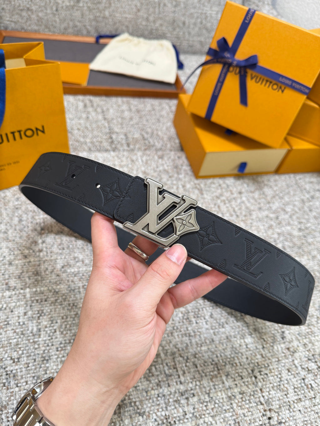 Lv belt