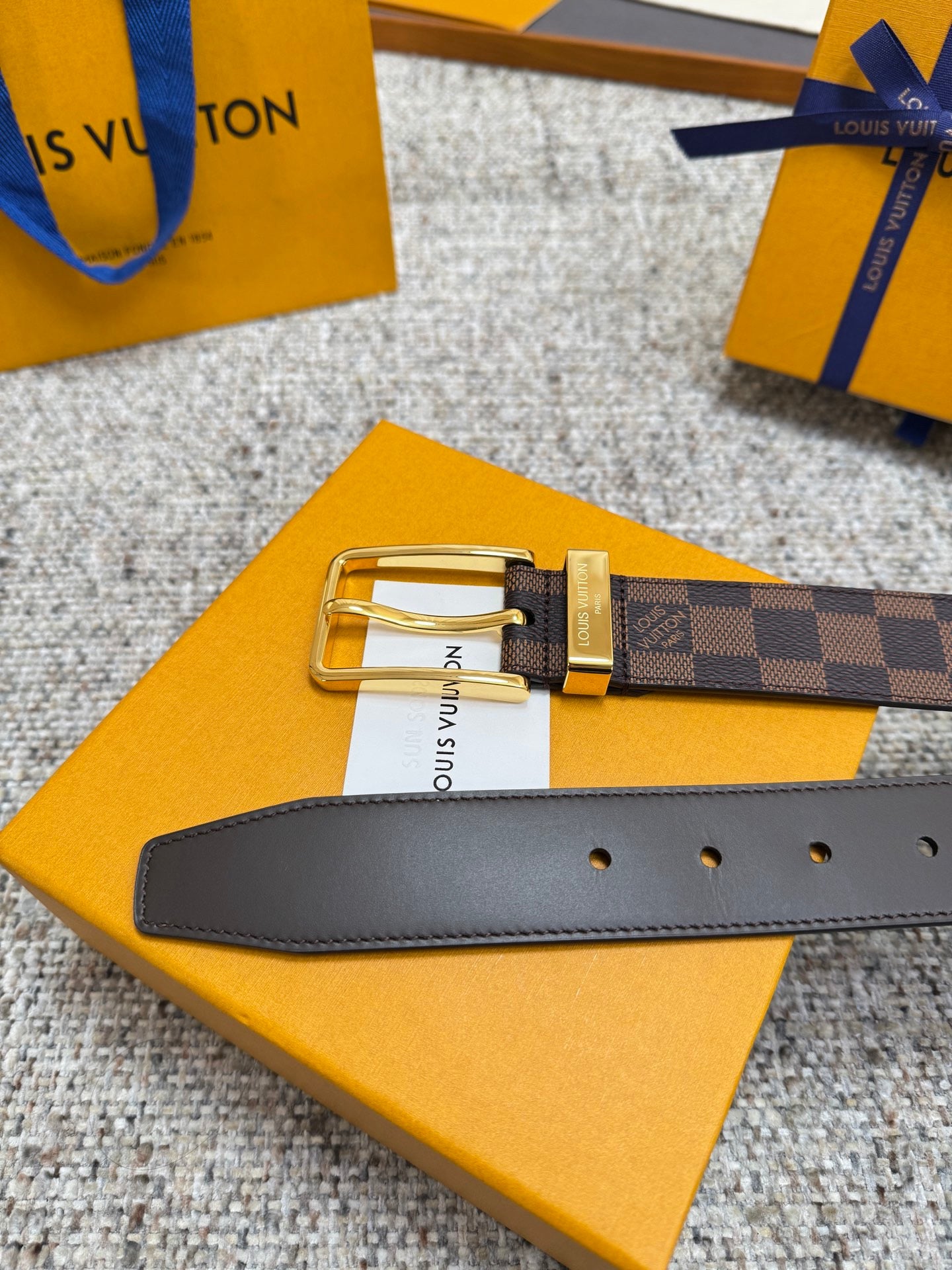 Lv belt