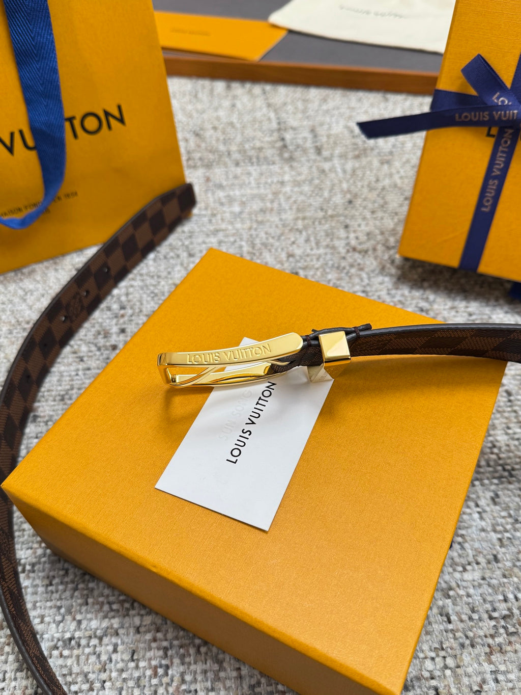 Lv belt