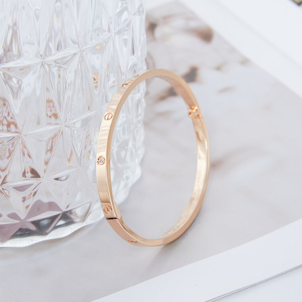 Ca bracelet