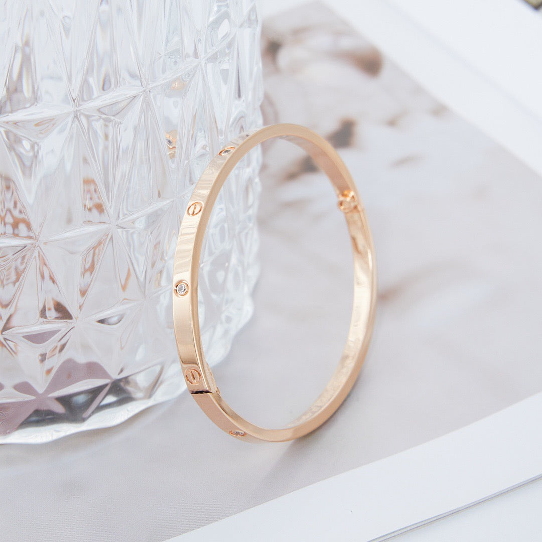 Ca bracelet
