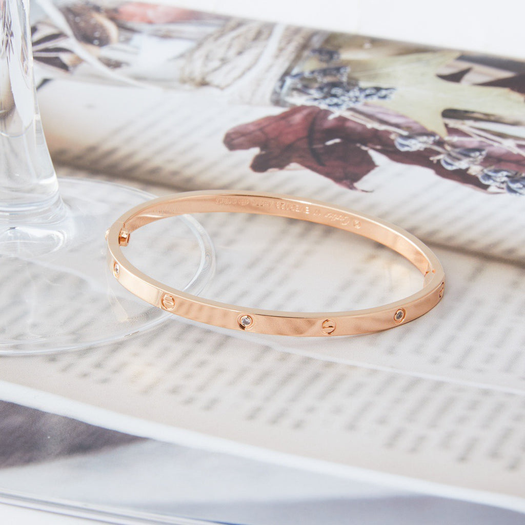 Ca bracelet