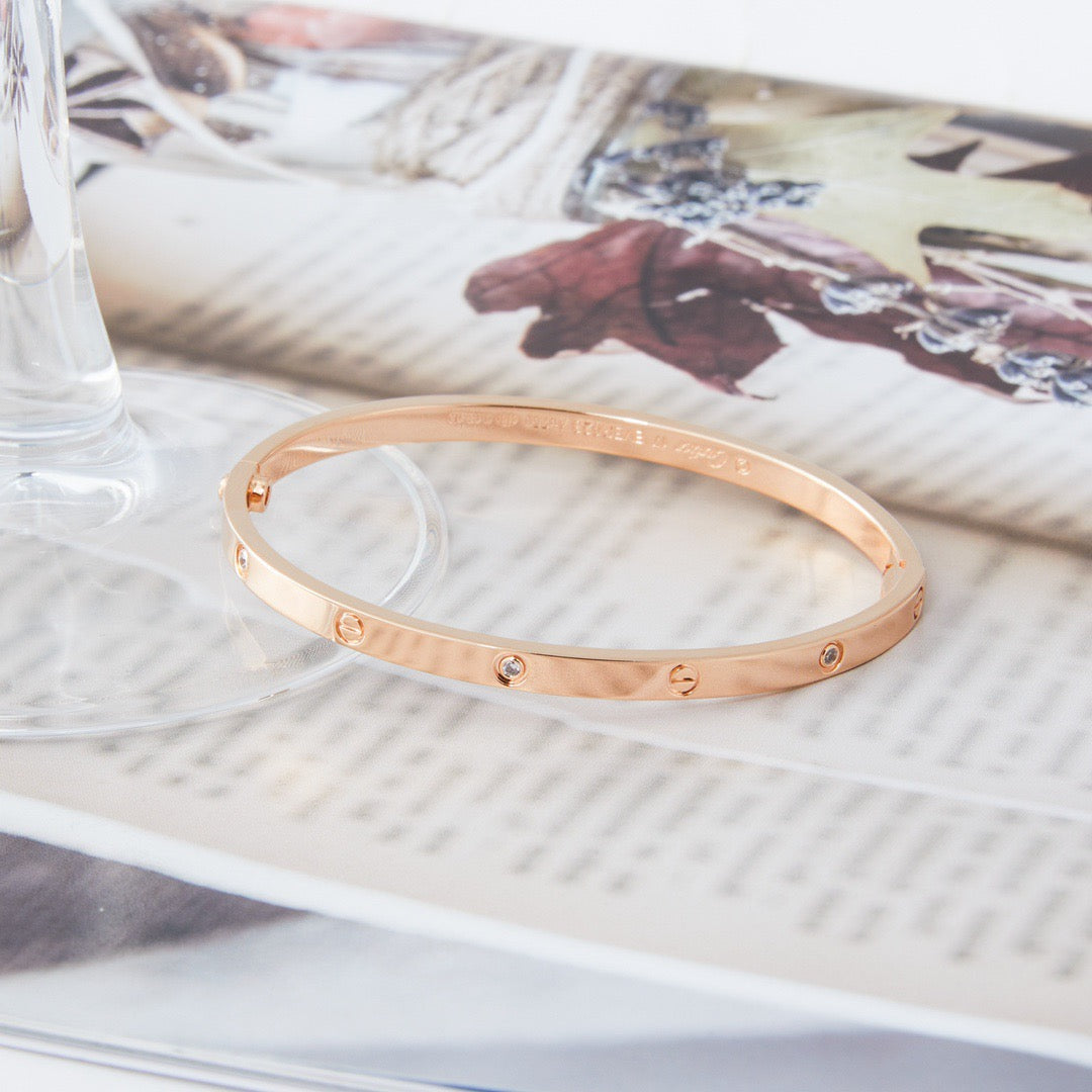 Ca bracelet