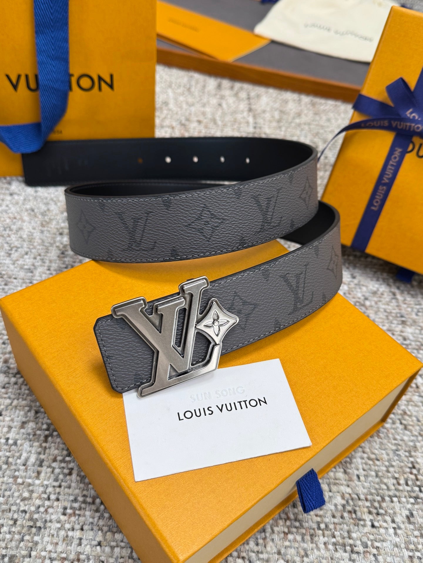 Lv belt