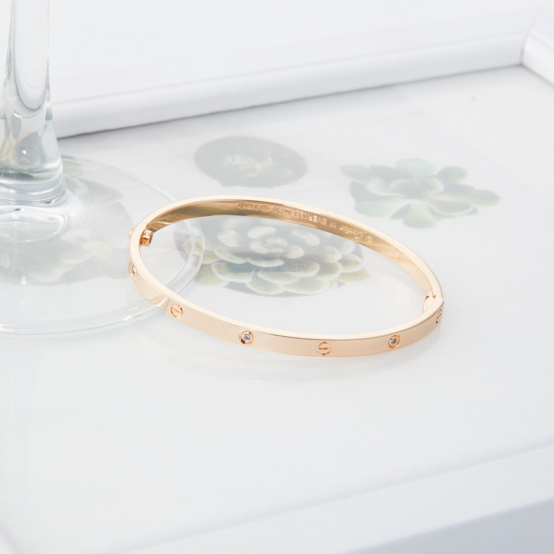 Ca bracelet