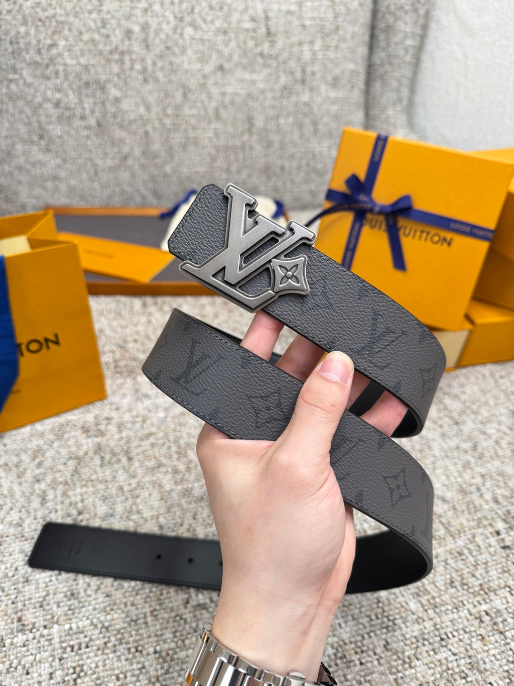 Lv belt