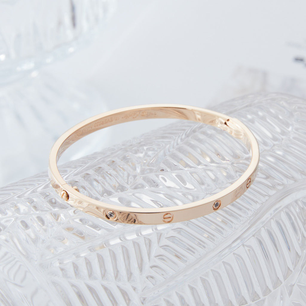 Ca bracelet