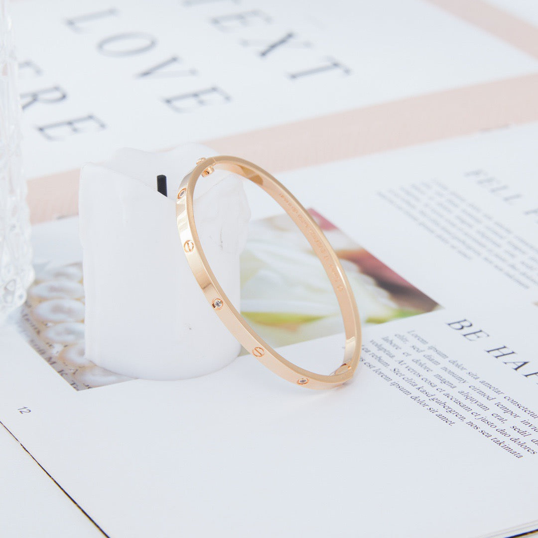 Ca bracelet