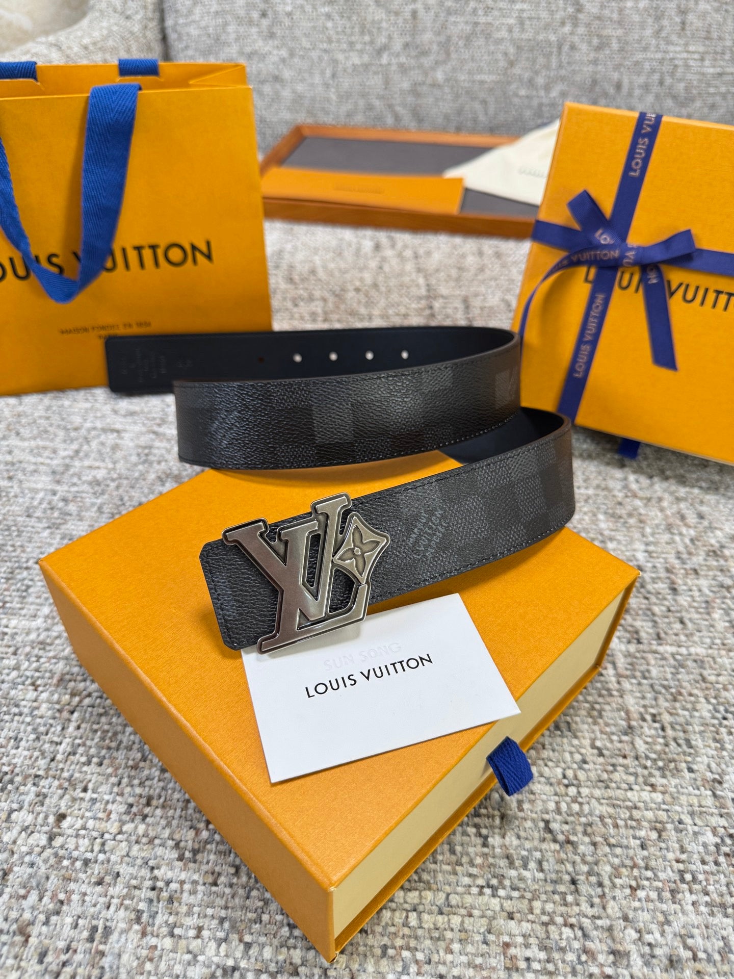 Lv belt