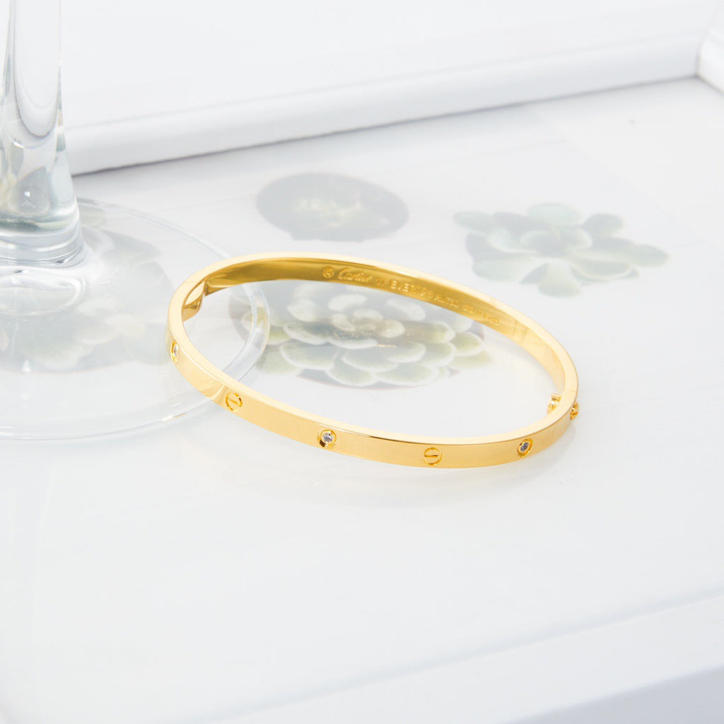 Ca bracelet