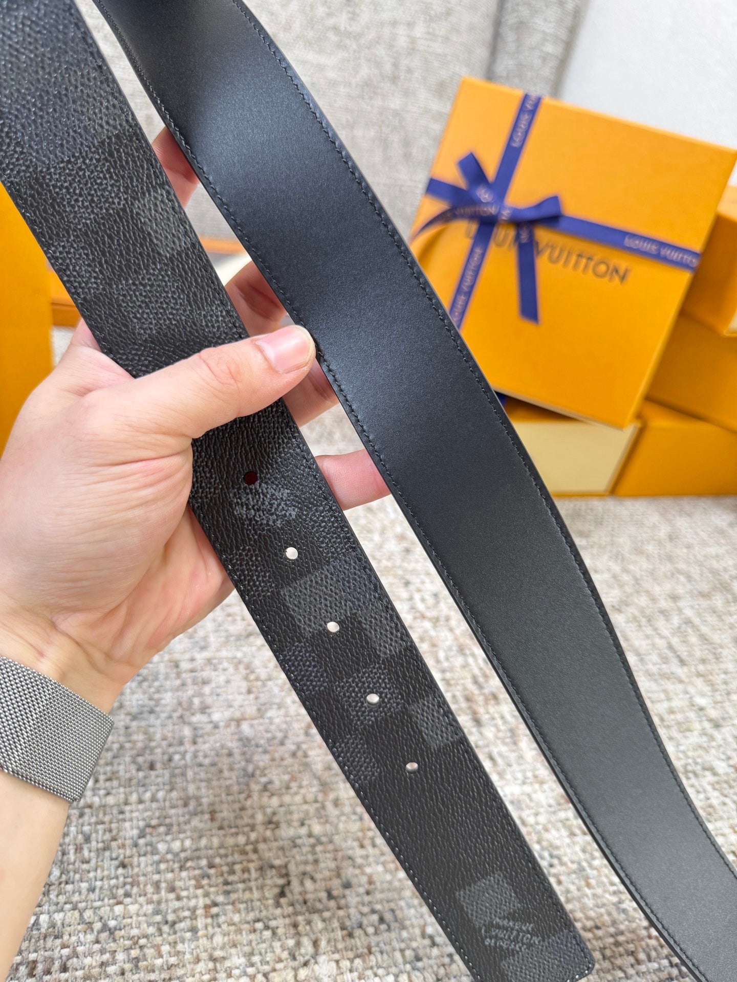Lv belt