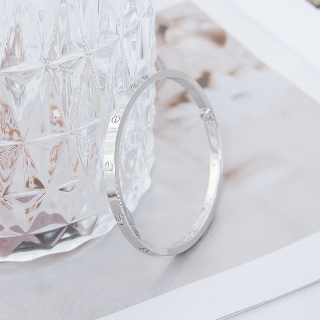 Ca bracelet