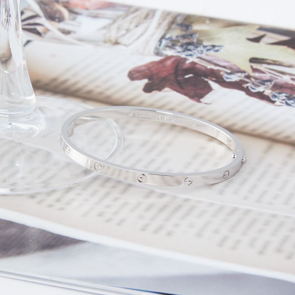 Ca bracelet