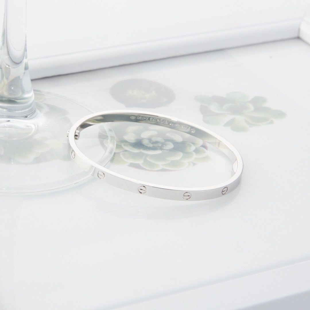 Ca bracelet