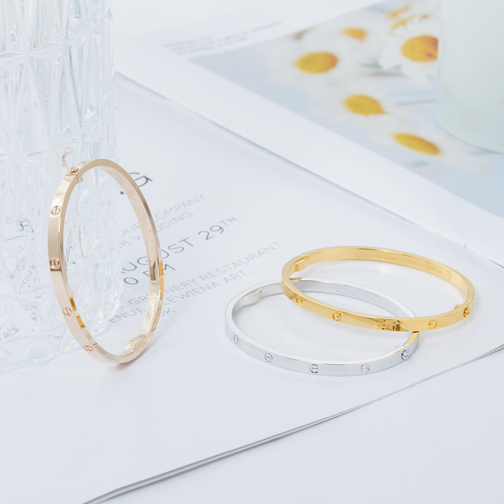 Ca bracelet